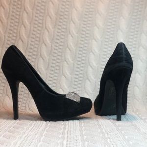 F24, black, platform pump, sz 9